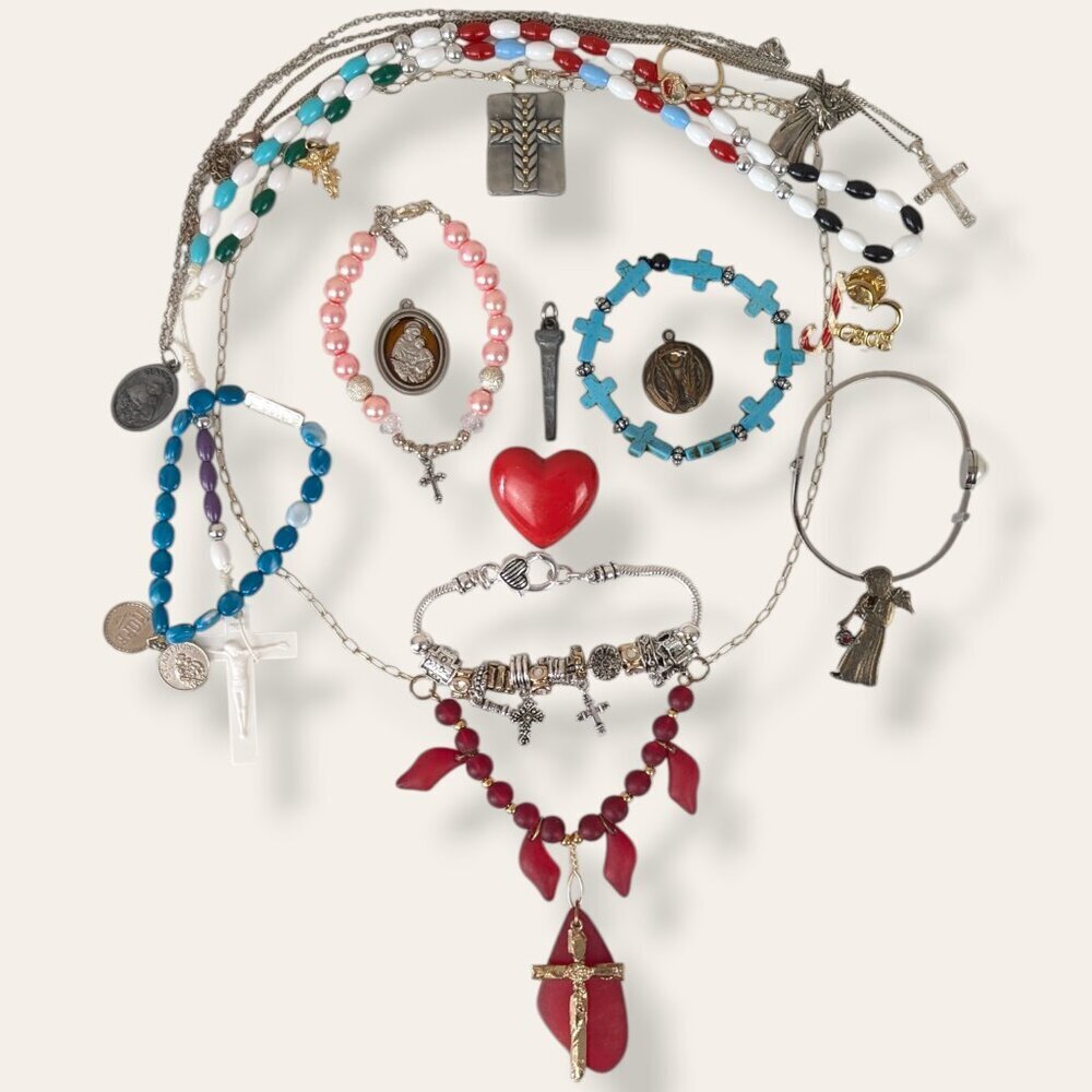 URIEL - Vintage To Now Jewelry Lot - 054